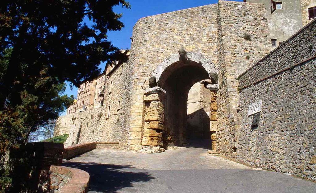 Suite Apartment Castello Volterra Buitenkant foto